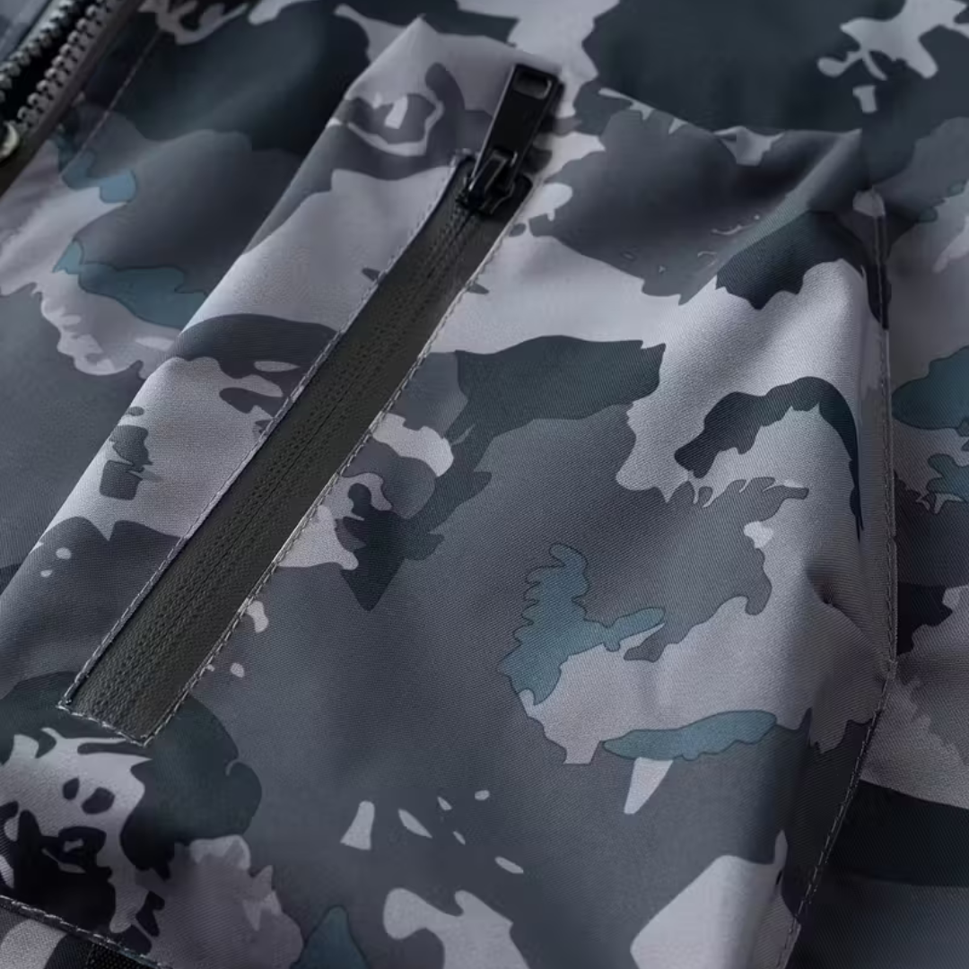 Men’s Tactical Hooded Jacket – Lightweight, Loose Fit & Geometric Camouflage