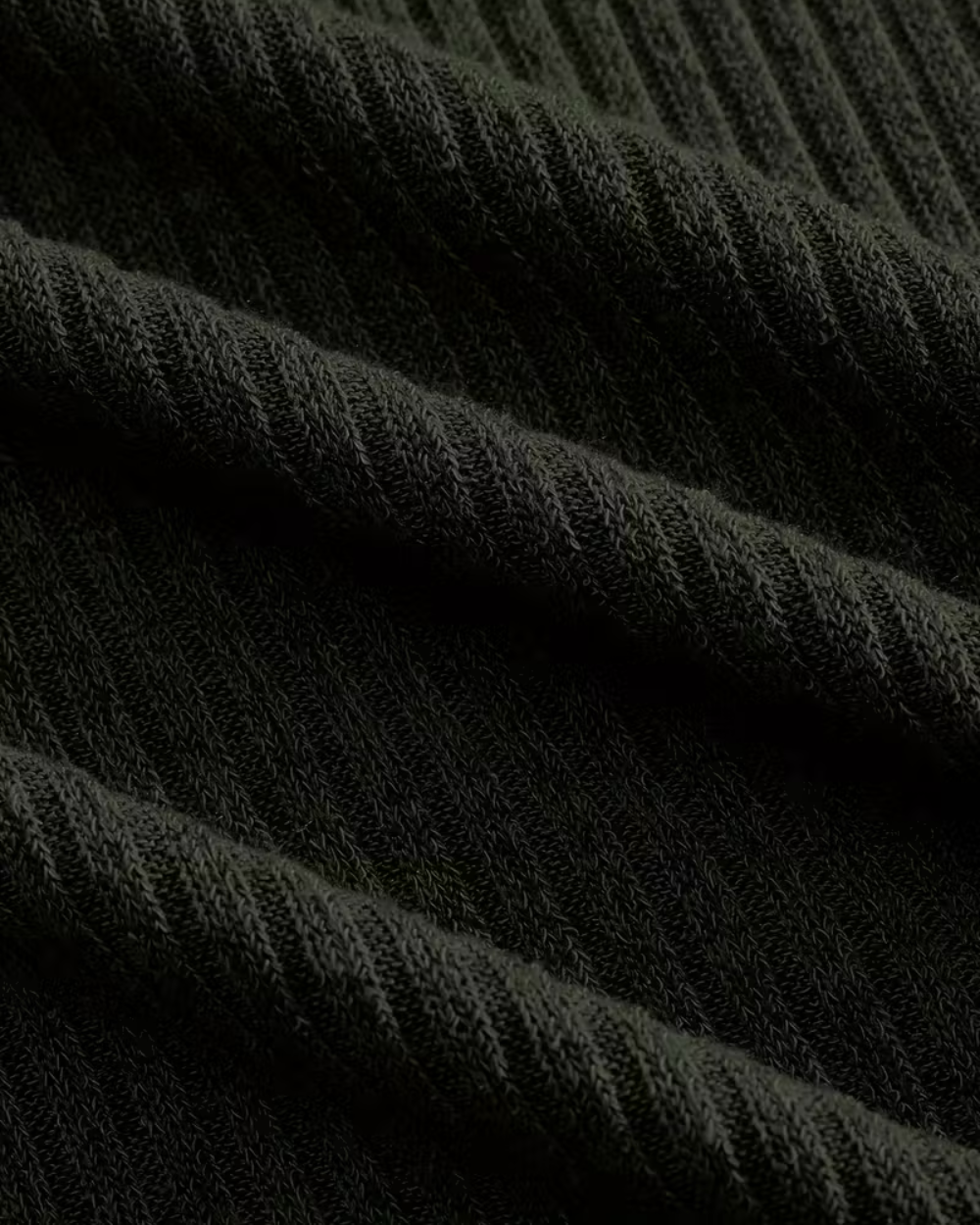 Men’s Henley Long-Sleeve Shirt – Ribbed Texture & Everyday Versatility